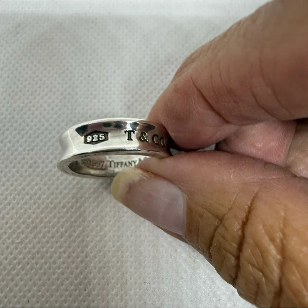 Tiffany & Co. 1827 Concave Sterling Silver Band Sz 9.5 - Picture 4 of 5